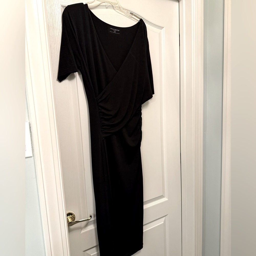 A Pea in the Pod nursing/maternity size L dress